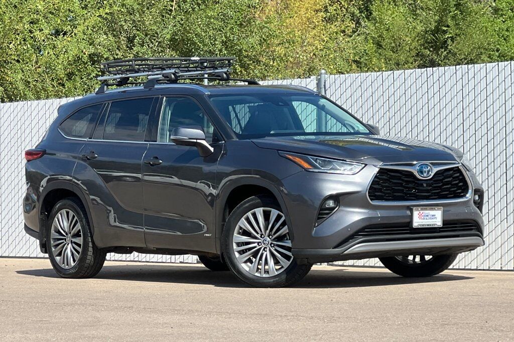 2022 Toyota Highlander Hybrid Platinum Fruitland ID