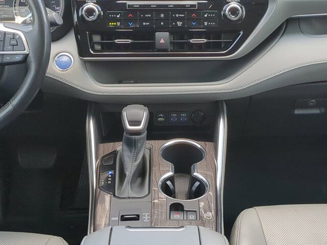 2022 Toyota Highlander Hybrid Platinum Winder GA