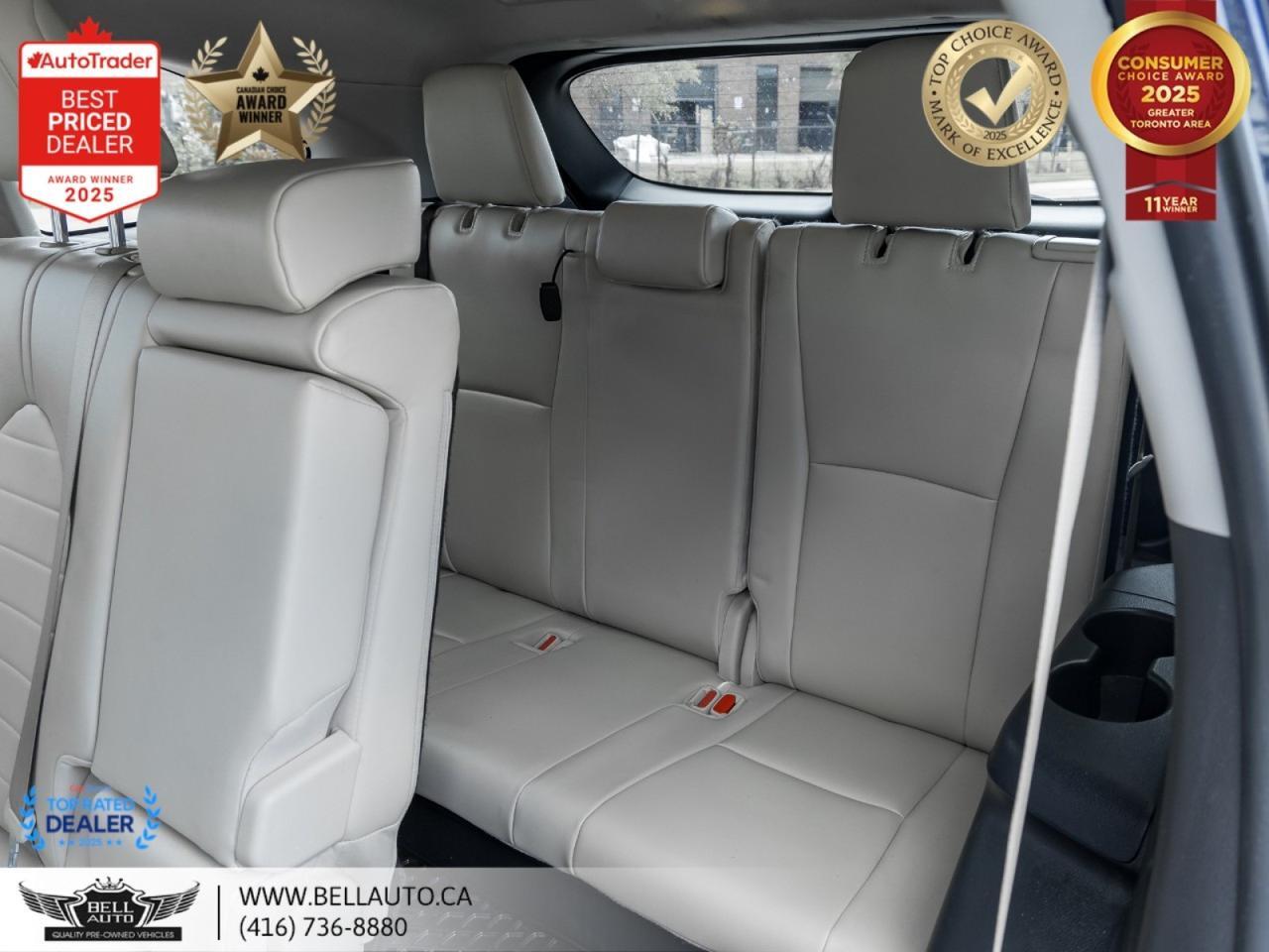 2022 Toyota Highlander Hybrid XLE | 8-PASS | AWD | LEATHER | CARPLAY | SUNROOF | TOYOTASFTYSENSE | ONSTAR | PWR & HTD SEATS Toronto ON