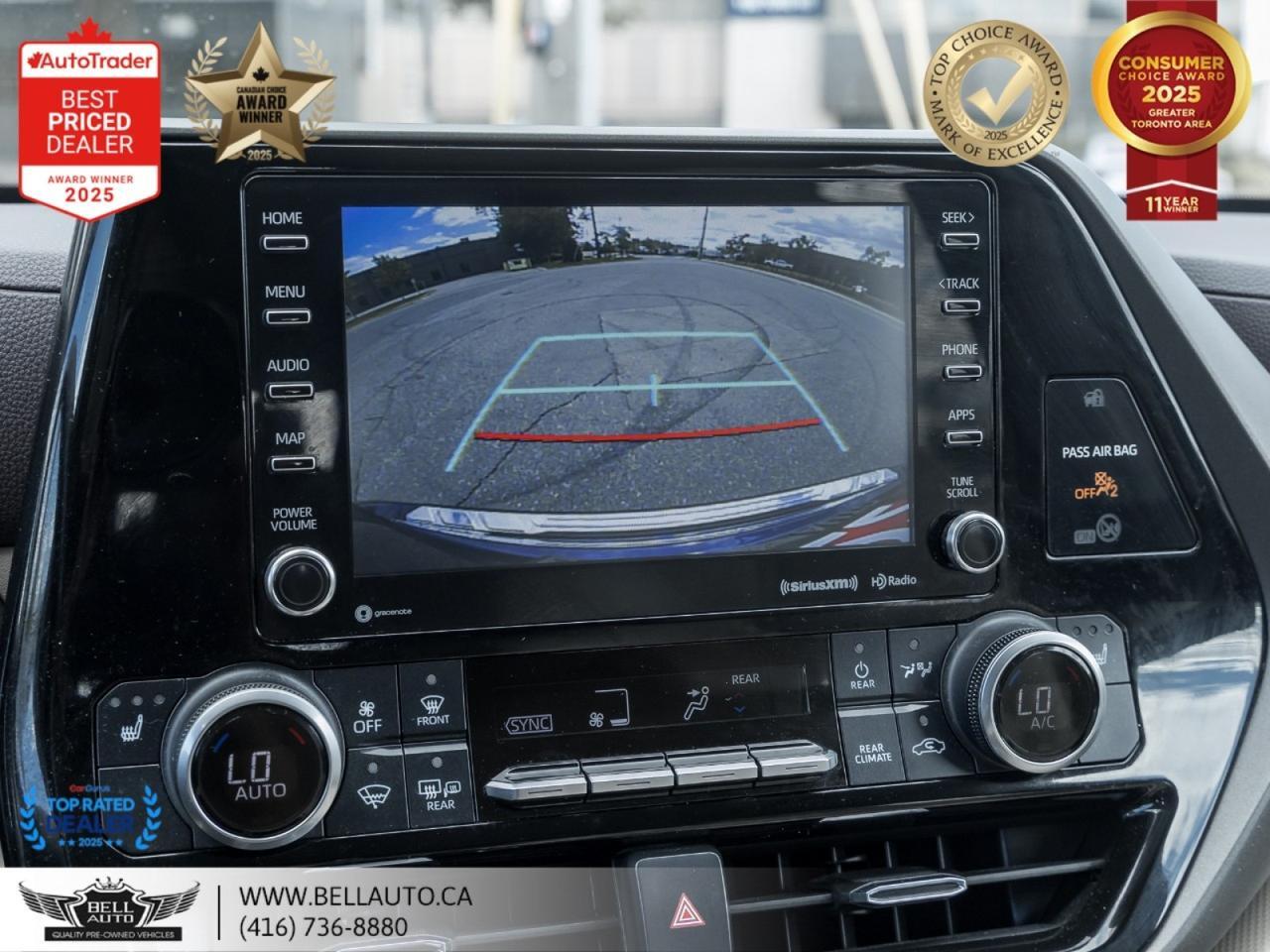 2022 Toyota Highlander Hybrid XLE | 8-PASS | AWD | LEATHER | CARPLAY | SUNROOF | TOYOTASFTYSENSE | ONSTAR | PWR & HTD SEATS Toronto ON
