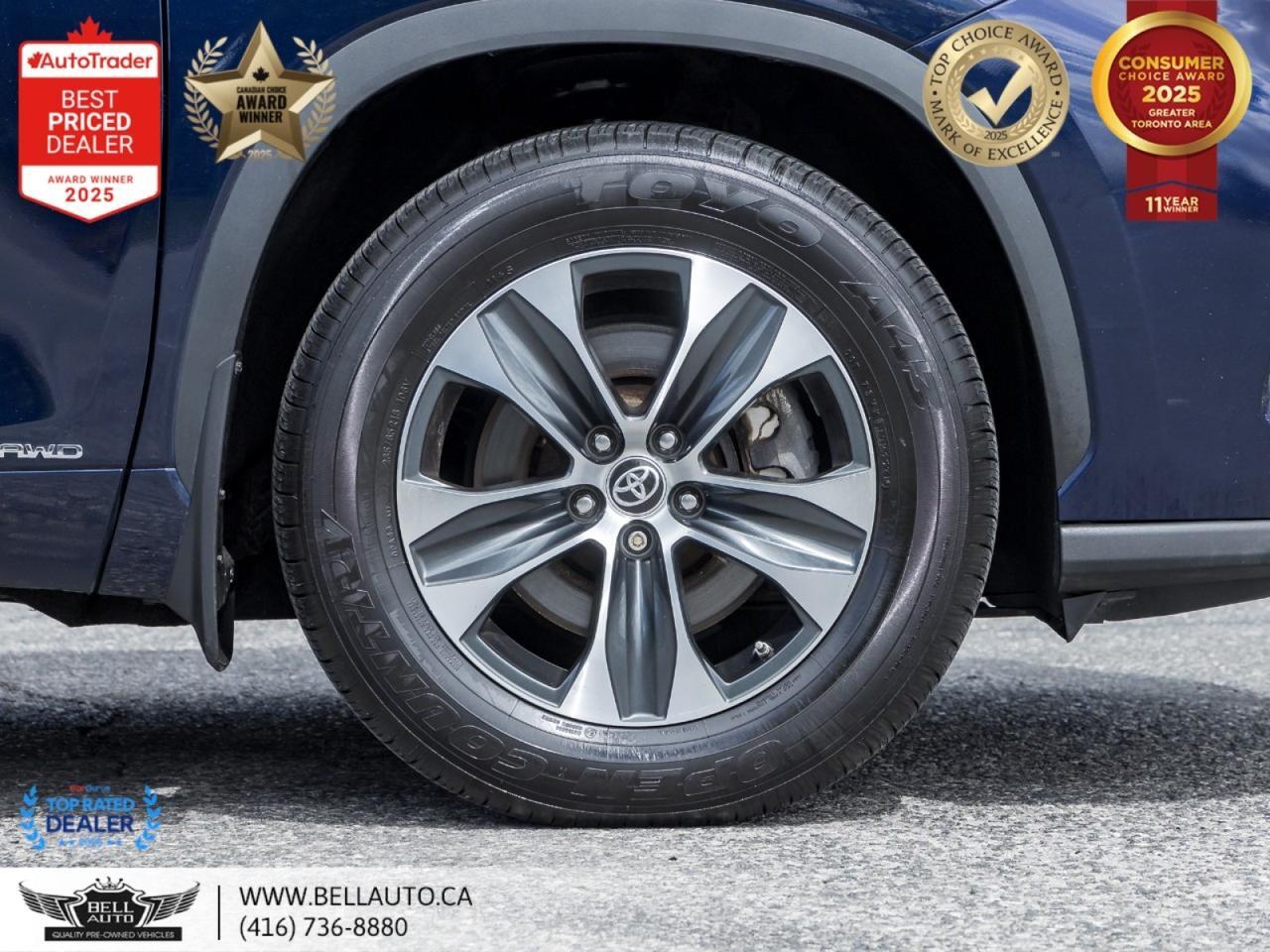 2022 Toyota Highlander Hybrid XLE | 8-PASS | AWD | LEATHER | CARPLAY | SUNROOF | TOYOTASFTYSENSE | ONSTAR | PWR & HTD SEATS Toronto ON