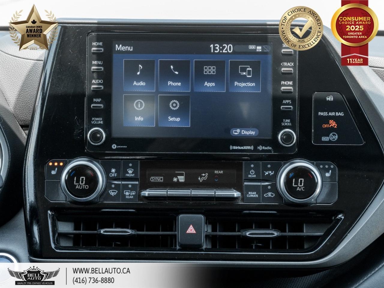 2022 Toyota Highlander Hybrid XLE | 8PASS | SUNROOF | LEATHER | SENSORS | ONSTAR | PWR&HTDSEATS | BACKUPCAM | NOACCIDENT Toronto ON