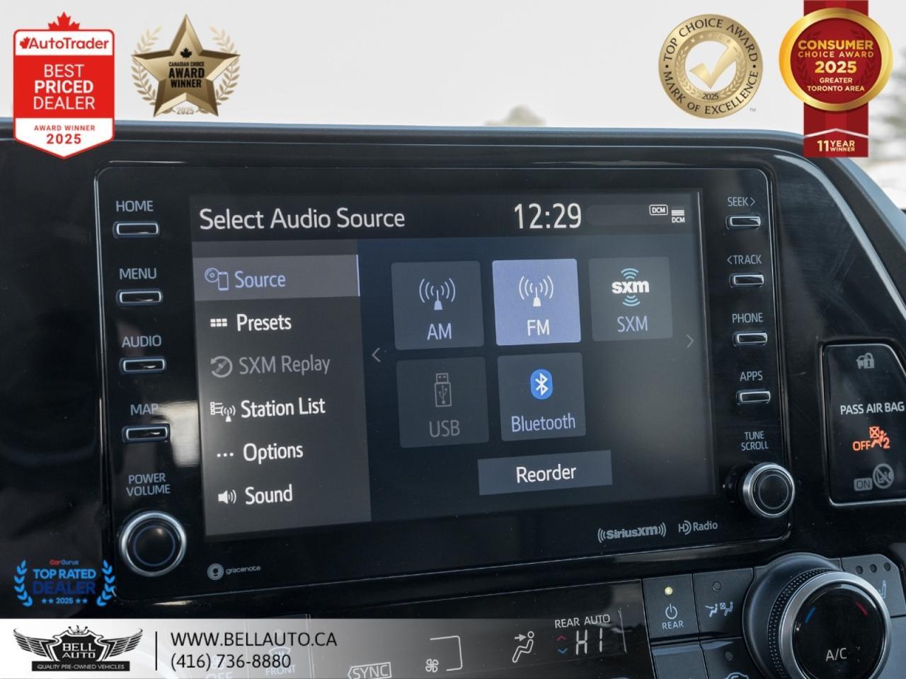 2022 Toyota Highlander Hybrid XLE | 8PASS | SUNROOF | PWR & HTD LTHR | B.CAM | NOACCIDENT Toronto ON