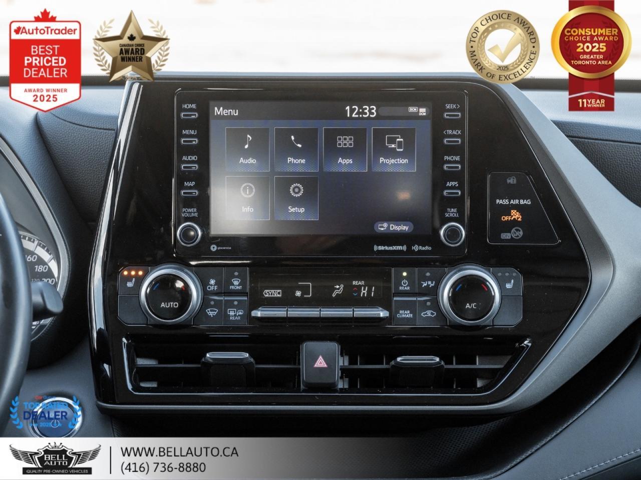 2022 Toyota Highlander Hybrid XLE | 8PASS | SUNROOF | PWR & HTD LTHR | B.CAM | NOACCIDENT Toronto ON