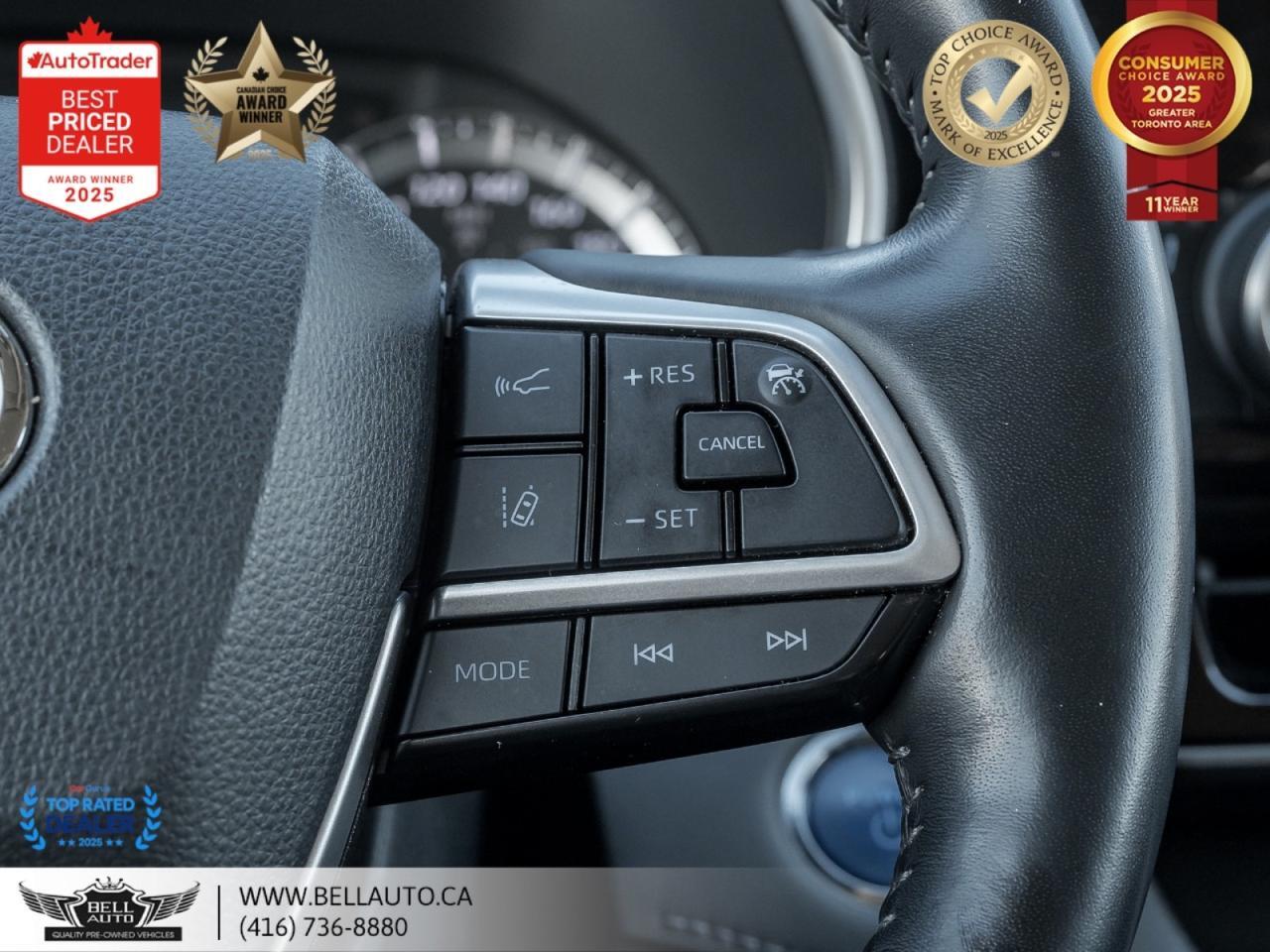 2022 Toyota Highlander Hybrid XLE | 8PASS | SUNROOF | PWR & HTD LTHR | B.CAM | NOACCIDENT Toronto ON