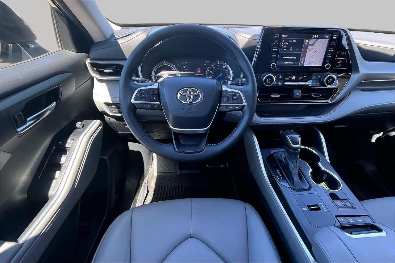 2022 Toyota Highlander Hybrid XLE Folsom CA