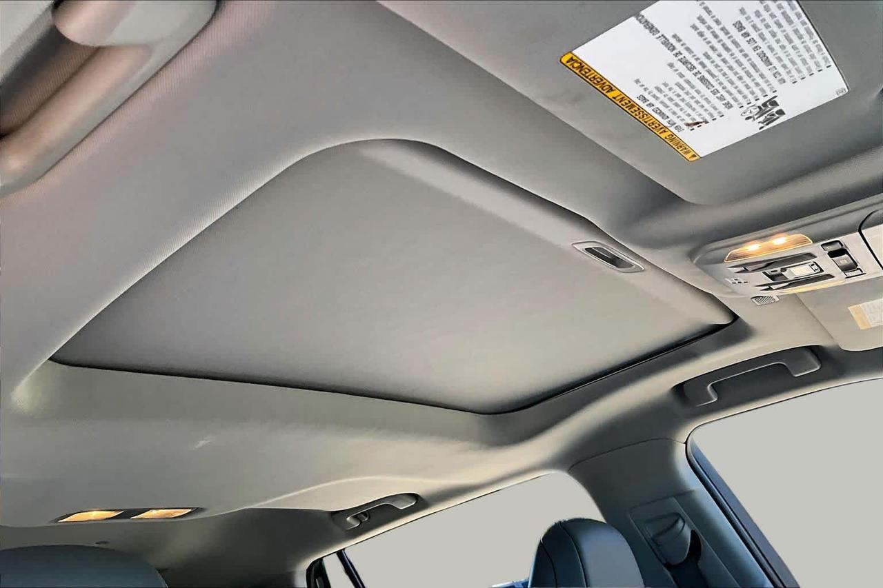 2022 Toyota Highlander Hybrid XLE Folsom CA