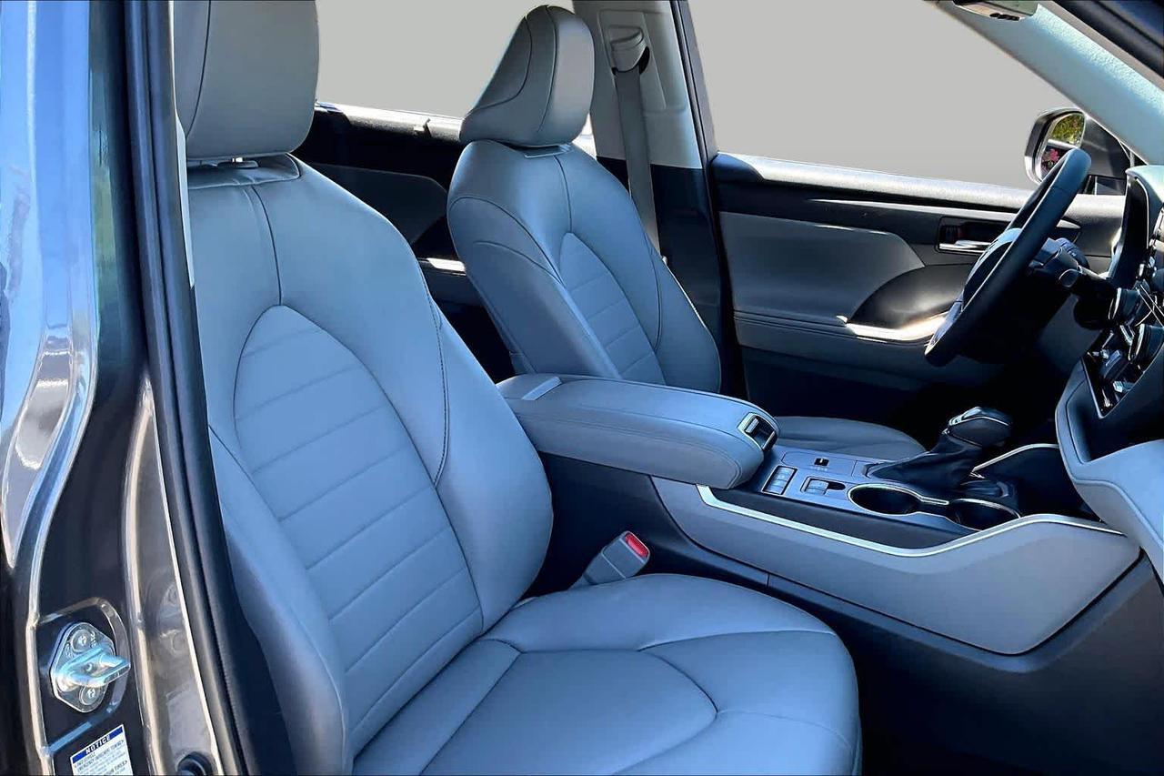 2022 Toyota Highlander Hybrid XLE Folsom CA