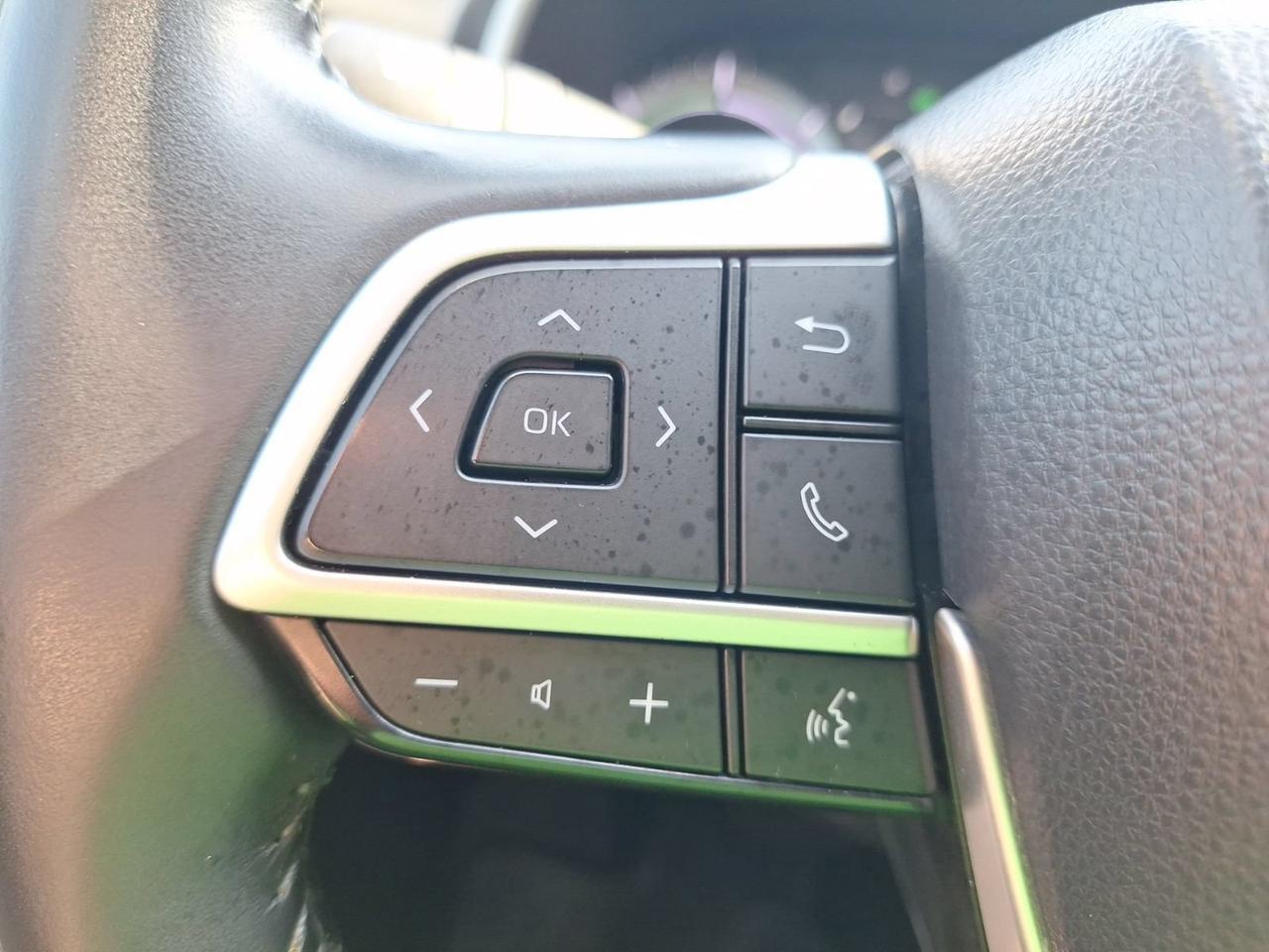 2022 Toyota Highlander Hybrid XLE Hurst TX
