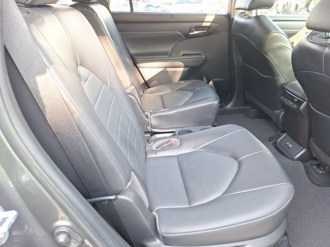2022 Toyota Highlander Hybrid XLE Hurst TX
