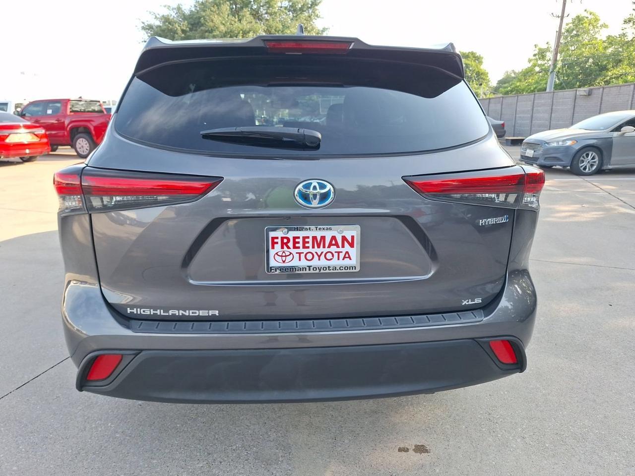 2022 Toyota Highlander Hybrid XLE Hurst TX