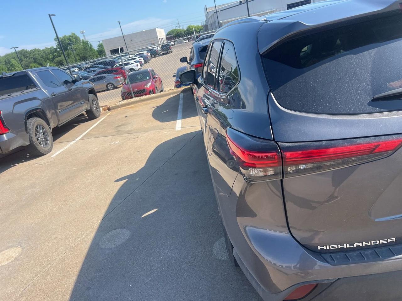 2022 Toyota Highlander Hybrid XLE Hurst TX