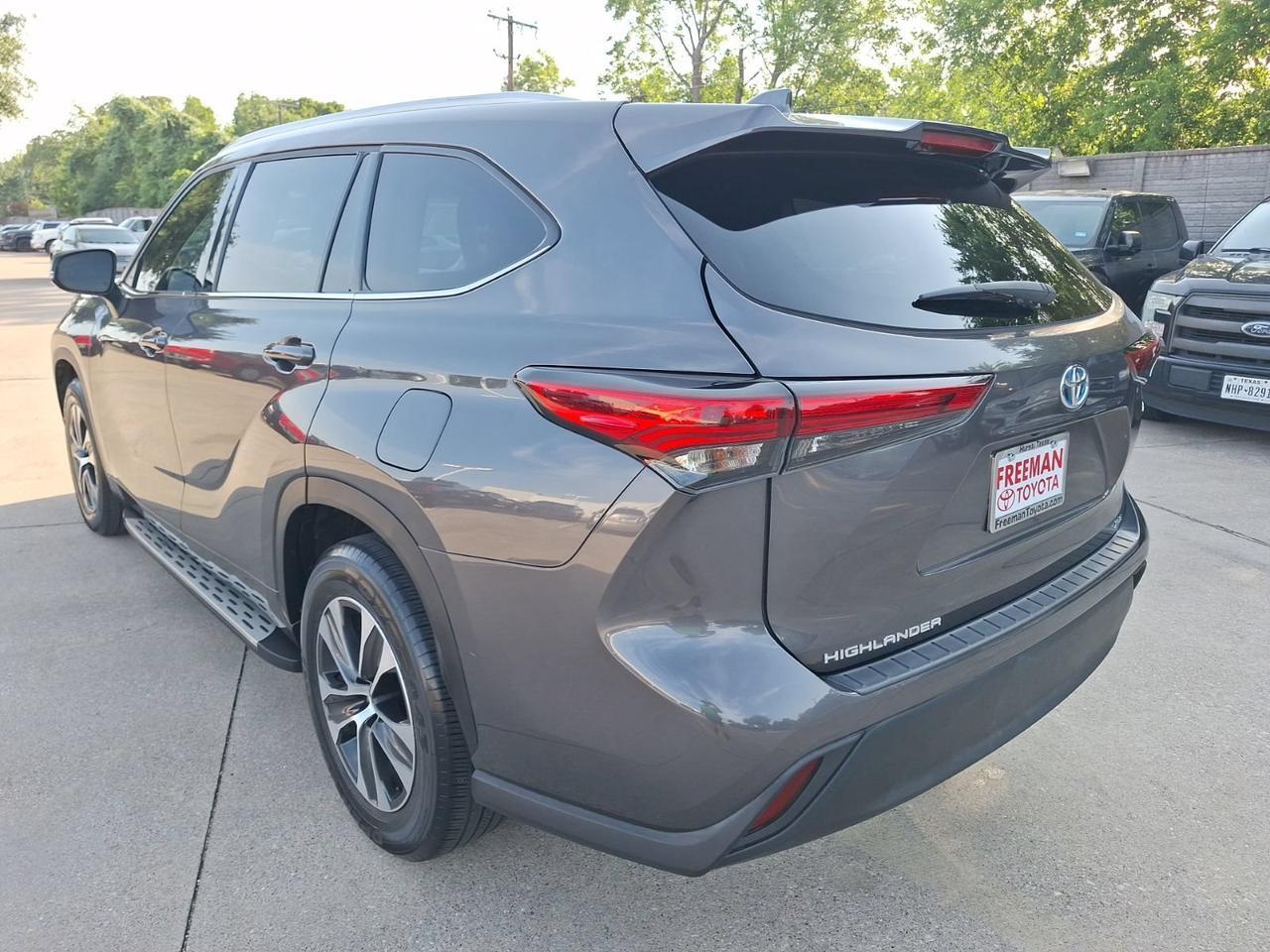 2022 Toyota Highlander Hybrid XLE Hurst TX