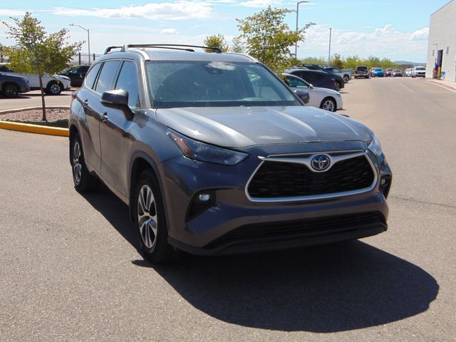 2022 Toyota Highlander Hybrid XLE Santa Fe NM