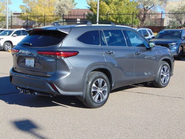 2022 Toyota Highlander Hybrid XLE Santa Fe NM