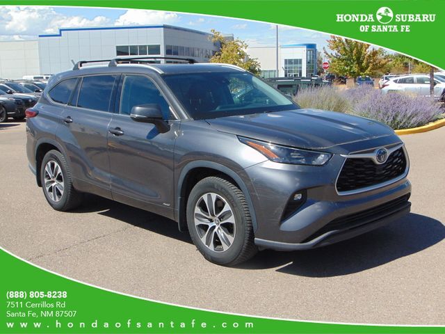 2022 Toyota Highlander Hybrid