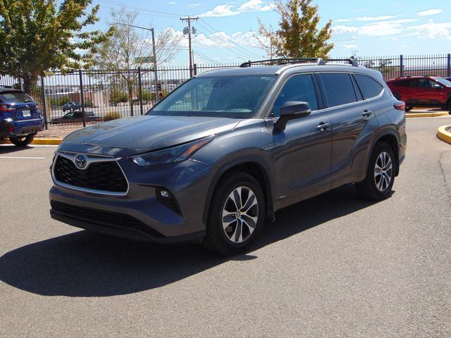2022 Toyota Highlander Hybrid XLE Santa Fe NM