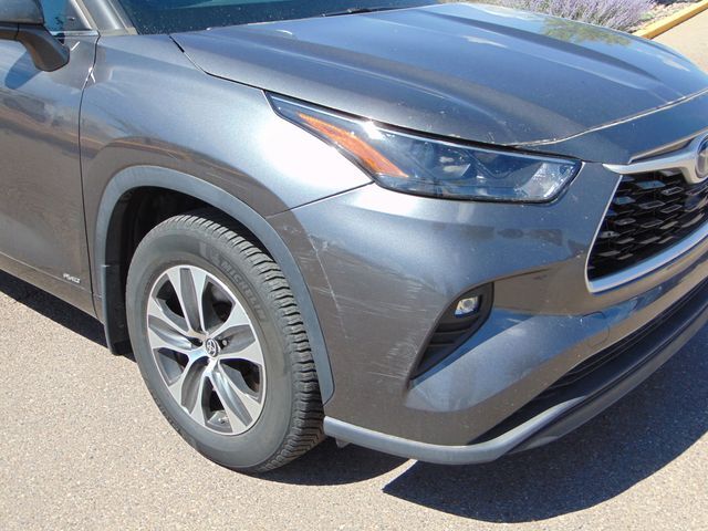 2022 Toyota Highlander Hybrid XLE Santa Fe NM