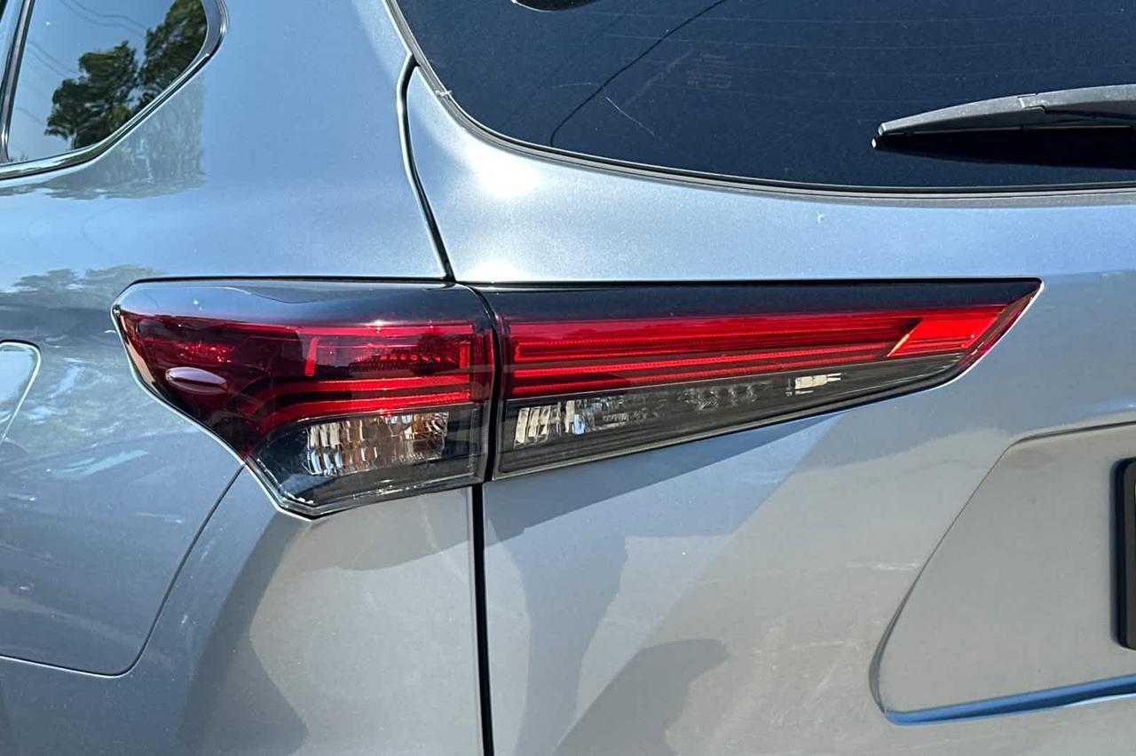 2022 Toyota Highlander Hybrid XLE Roseville CA