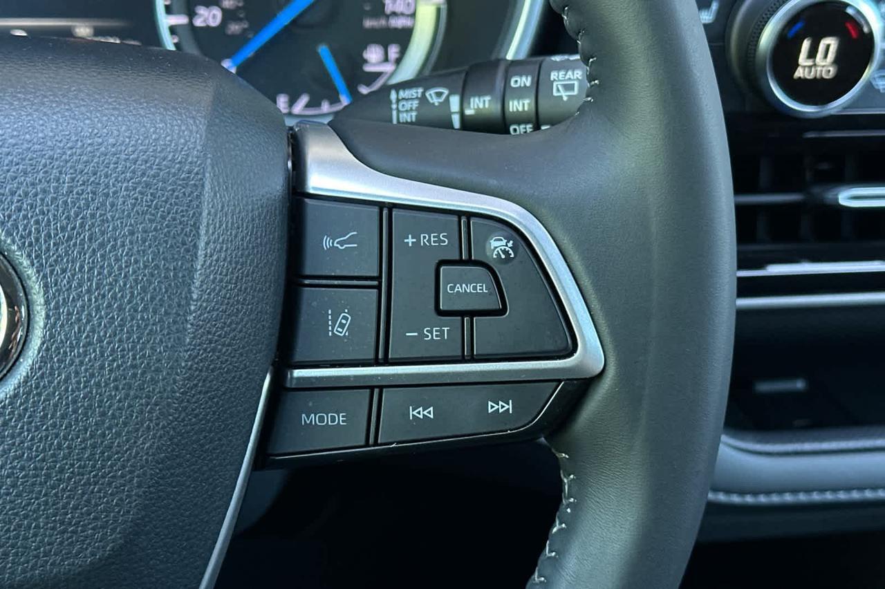 2022 Toyota Highlander Hybrid XLE Roseville CA