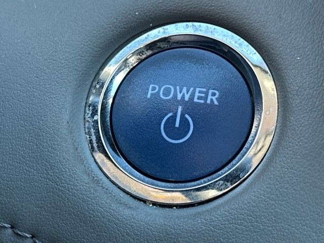 2022 Toyota Highlander Hybrid XLE Worcester MA
