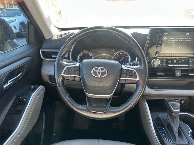 2022 Toyota Highlander Hybrid XLE Worcester MA 2022 Toyota Highlander Hybrid XLE Worcester MA