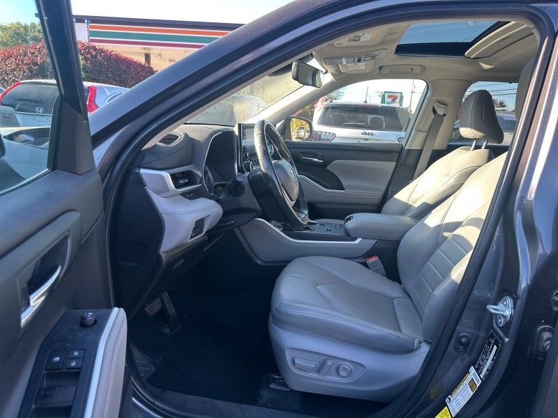 2022 Toyota Highlander Hybrid XLE Worcester MA 2022 Toyota Highlander Hybrid XLE Worcester MA