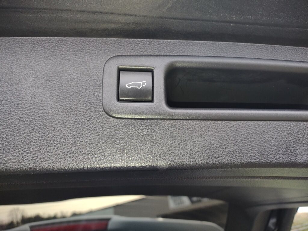 2022 Toyota Highlander Hybrid XLE Richmond VA