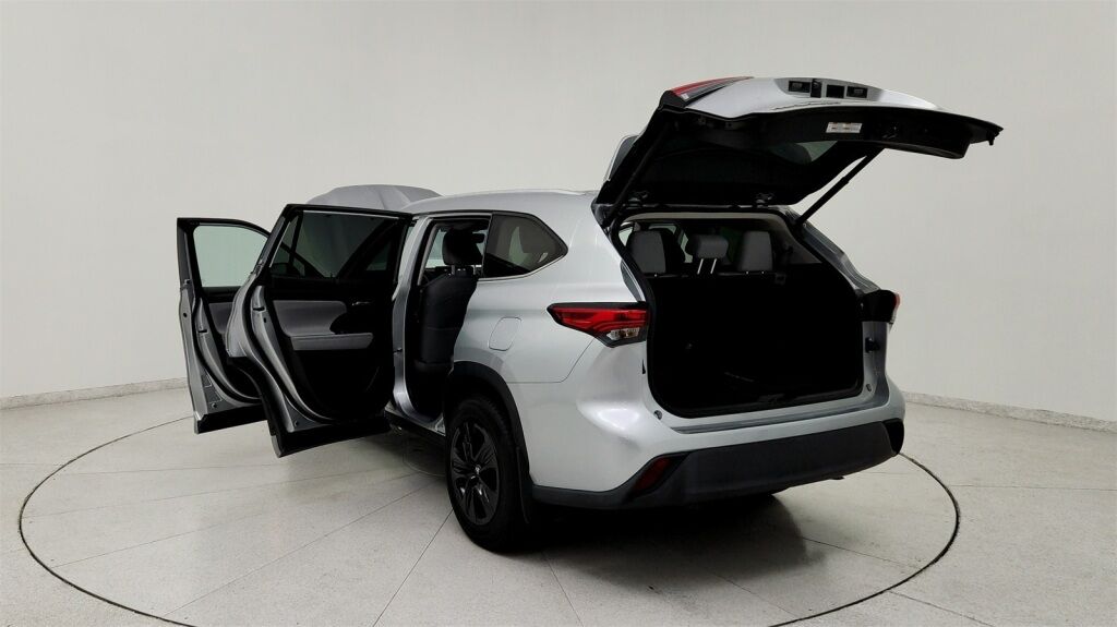 2022 Toyota Highlander Hybrid XLE Laurel MD