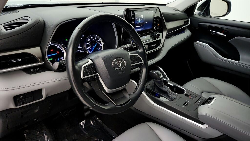 2022 Toyota Highlander Hybrid XLE Laurel MD