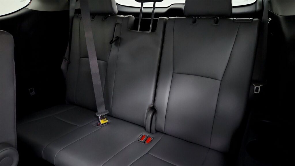 2022 Toyota Highlander Hybrid XLE Laurel MD