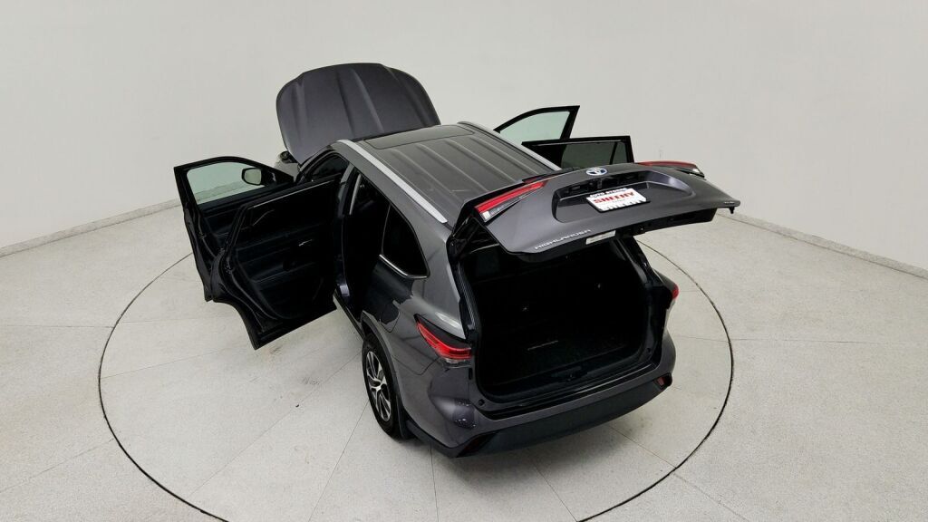 2022 Toyota Highlander Hybrid XLE Laurel MD