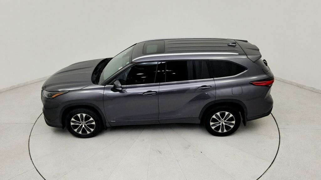 2022 Toyota Highlander Hybrid XLE Laurel MD