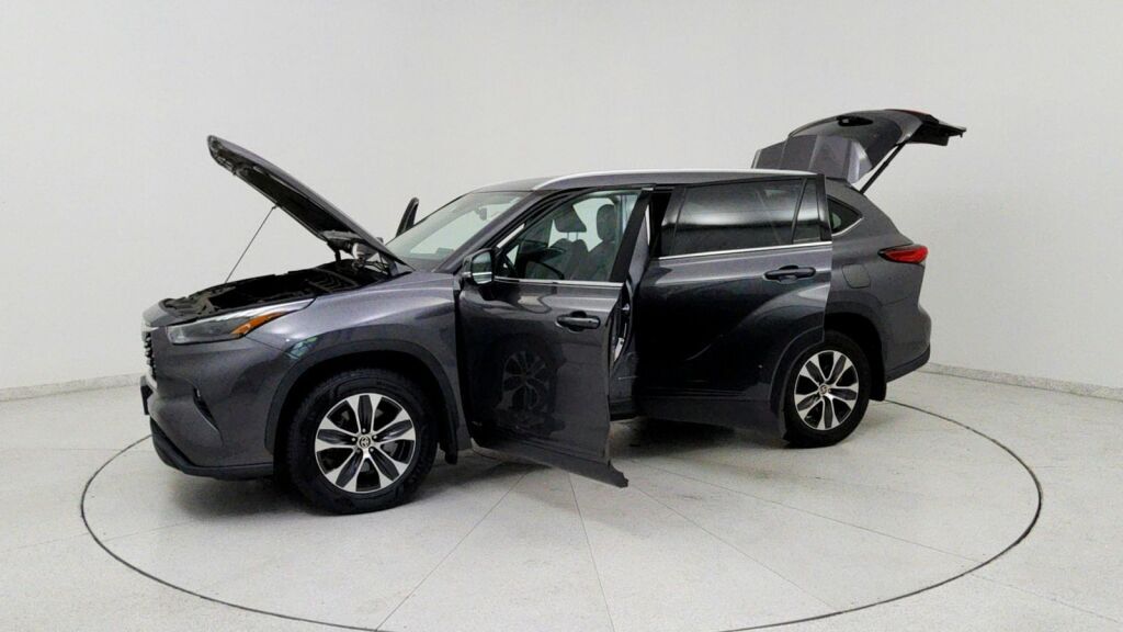 2022 Toyota Highlander Hybrid XLE Laurel MD
