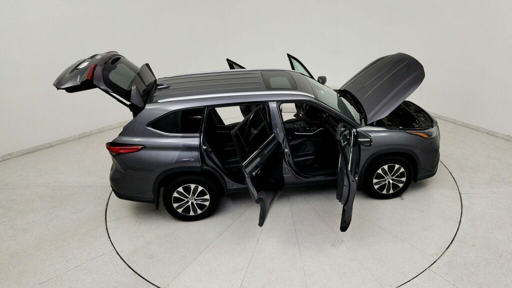 2022 Toyota Highlander Hybrid XLE Laurel MD