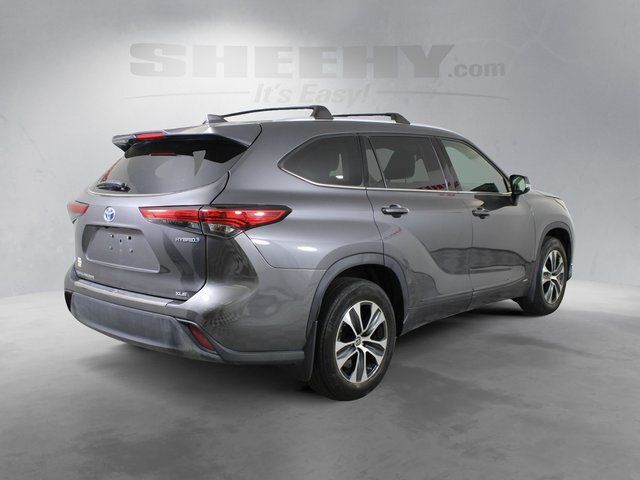2022 Toyota Highlander Hybrid XLE Fredericksburg VA