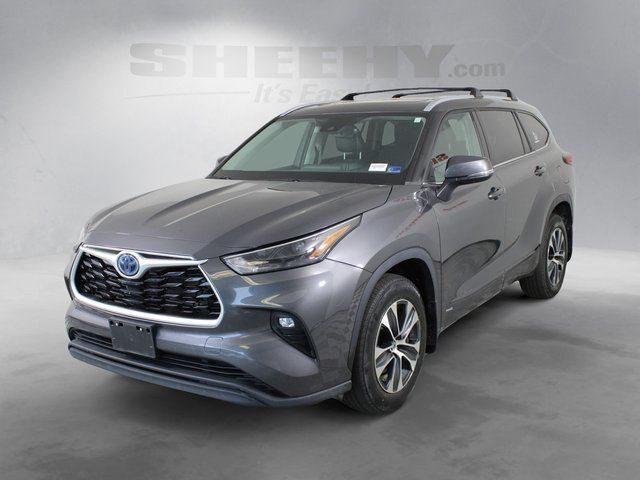 2022 Toyota Highlander Hybrid XLE Fredericksburg VA