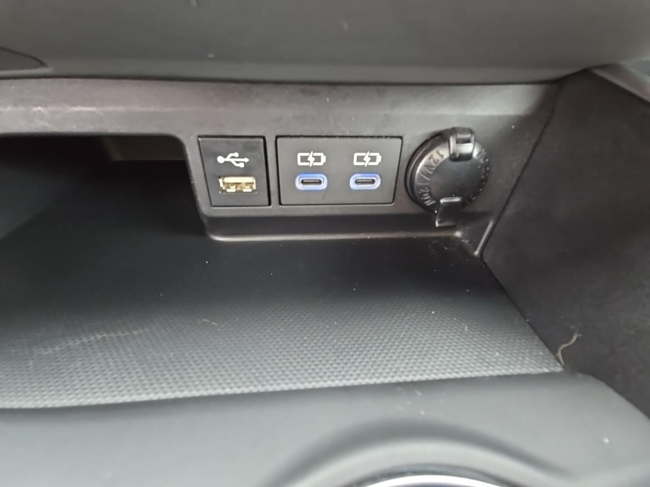 2022 Toyota Highlander Hybrid XLE Glen Burnie MD