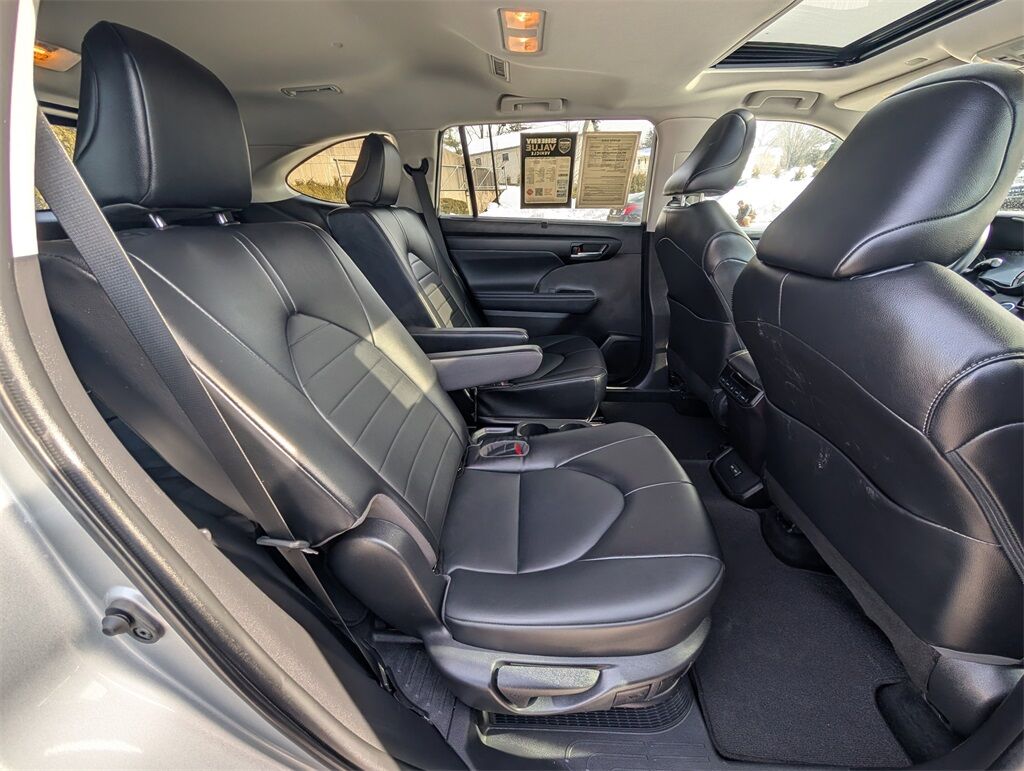 2022 Toyota Highlander Hybrid XLE Cockeysville MD