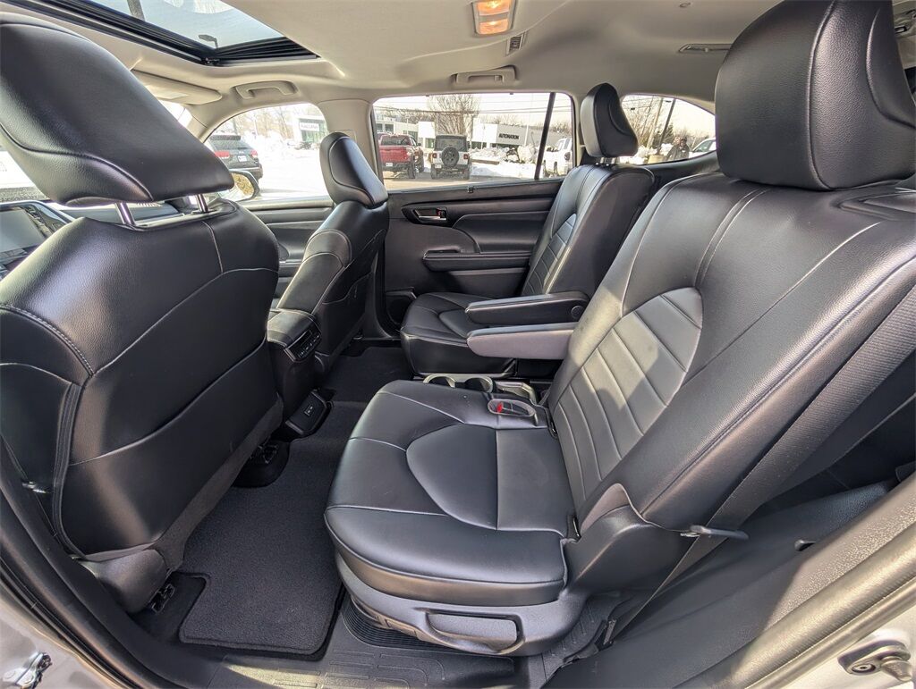 2022 Toyota Highlander Hybrid XLE Cockeysville MD