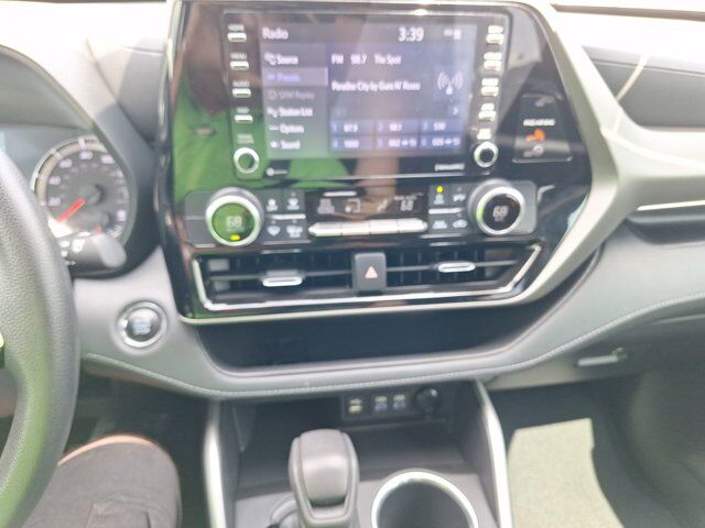 2022 Toyota Highlander L Hurst TX