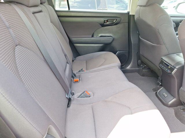 2022 Toyota Highlander L Hurst TX