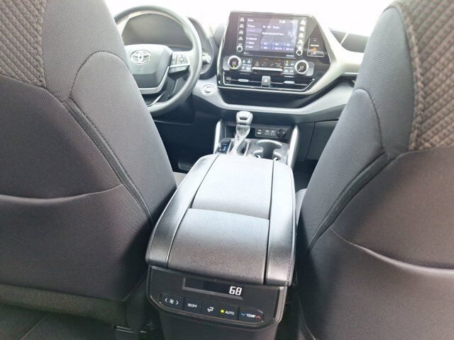 2022 Toyota Highlander L Hurst TX
