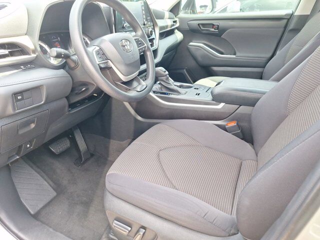 2022 Toyota Highlander L Hurst TX