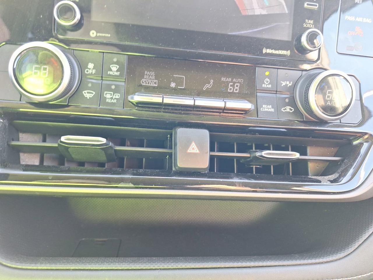 2022 Toyota Highlander L Hurst TX