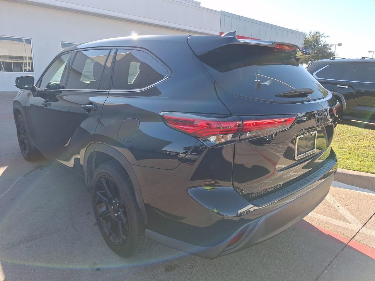 2022 Toyota Highlander L Hurst TX