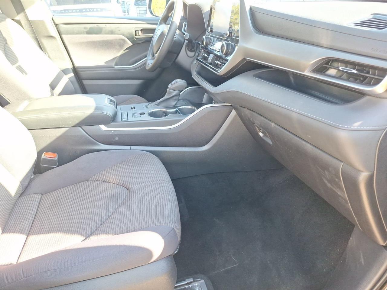 2022 Toyota Highlander L Hurst TX