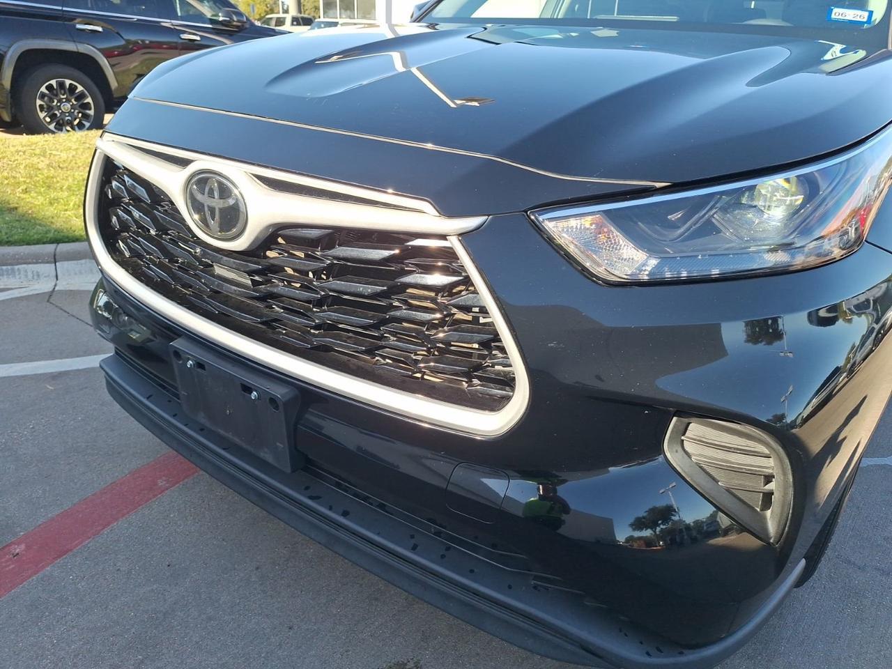 2022 Toyota Highlander L Hurst TX