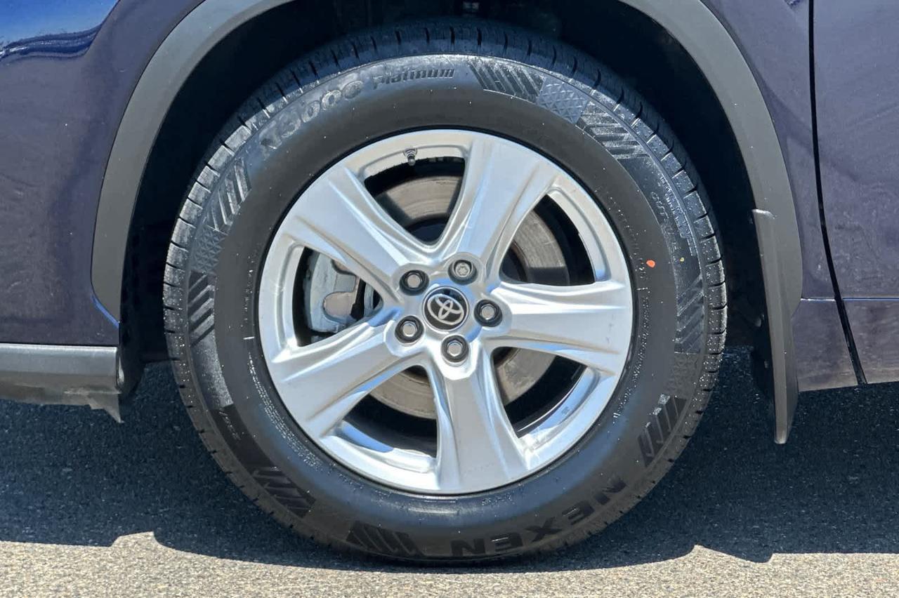 2022 Toyota Highlander L Roseville CA