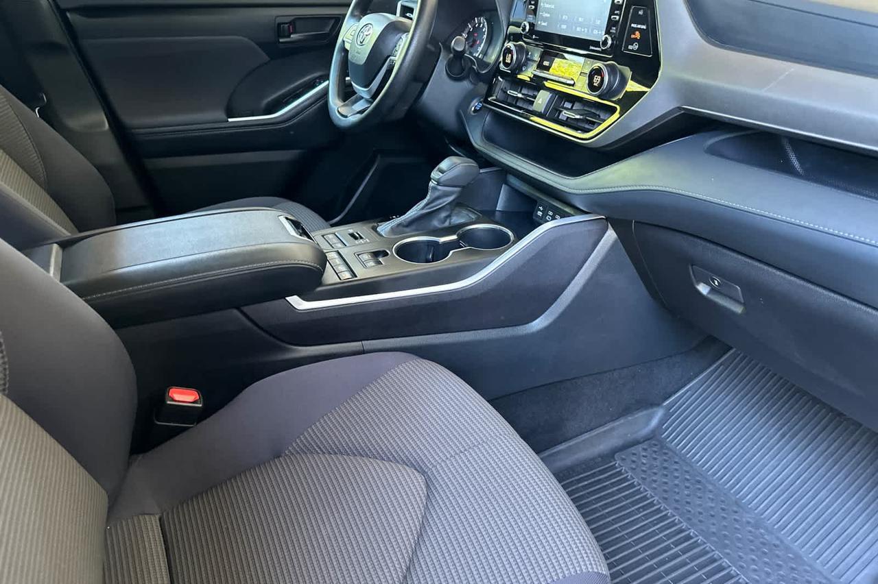 2022 Toyota Highlander L Roseville CA